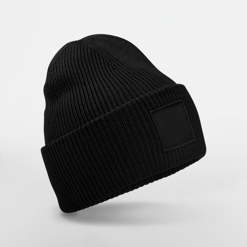 Bonnet à large revers avec patch ton sur ton