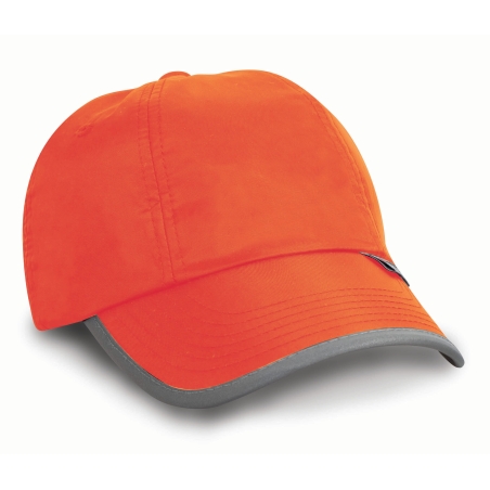 Casquette avec bordures réfléchissantes