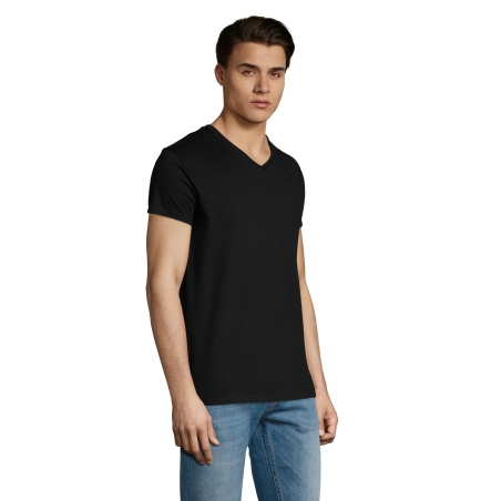 TEE-SHIRT HOMME COL “V”