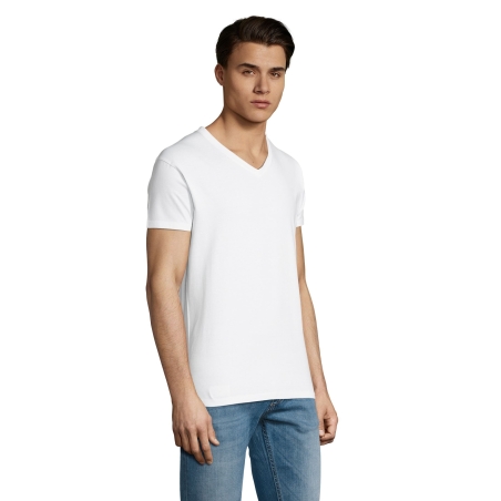 TEE-SHIRT HOMME COL “V”