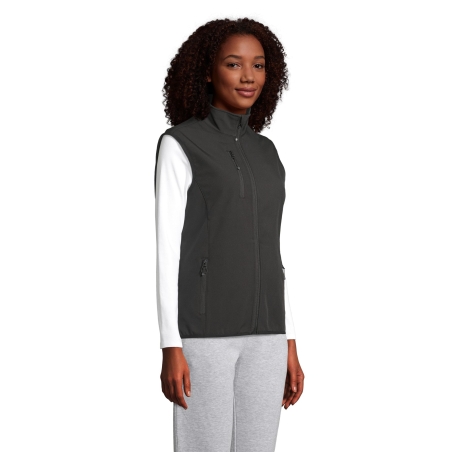 VESTE FEMME ZIPPÉE SOFTSHELL SANS MANCHE